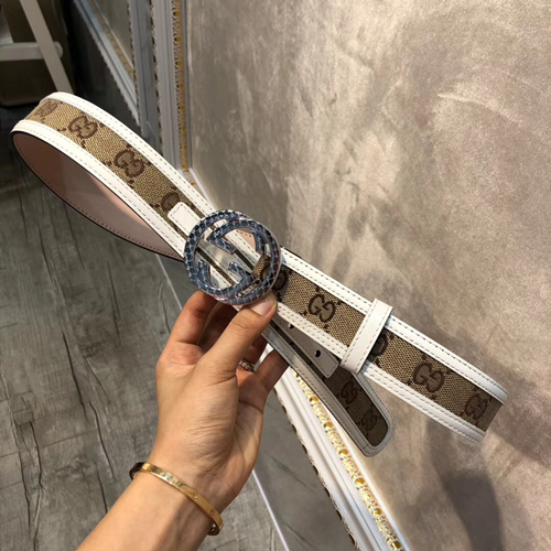 スーパーコピーグッチベルト正面デザイン